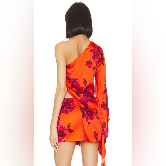 Nila Top in Orange Floral - Picture 5 of 8